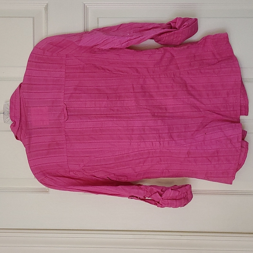 Pink snap-button up top - Picture 2 of 5